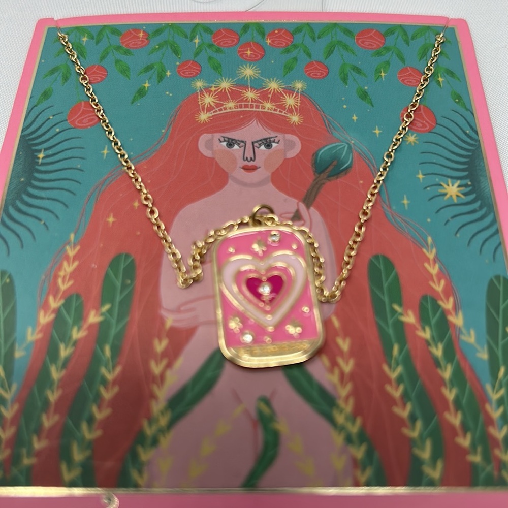 The Empress Femininity Beauty Abundance Gold Heart Necklace - Picture 3 of 6